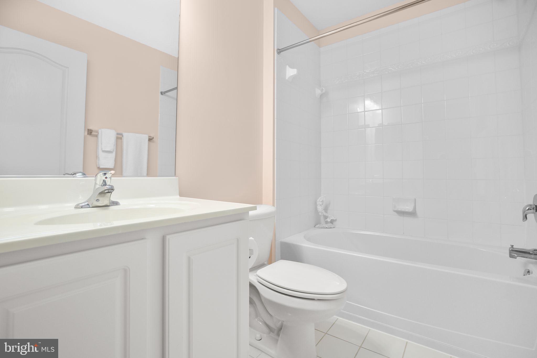 71 HARBORTON LANE 19-1