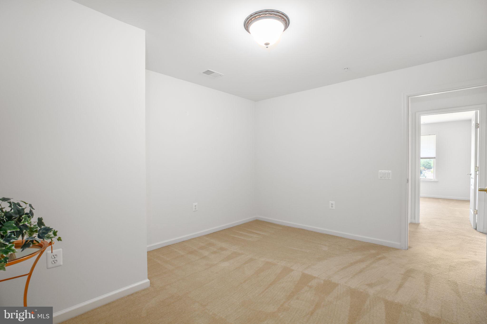 71 HARBORTON LANE 19-1