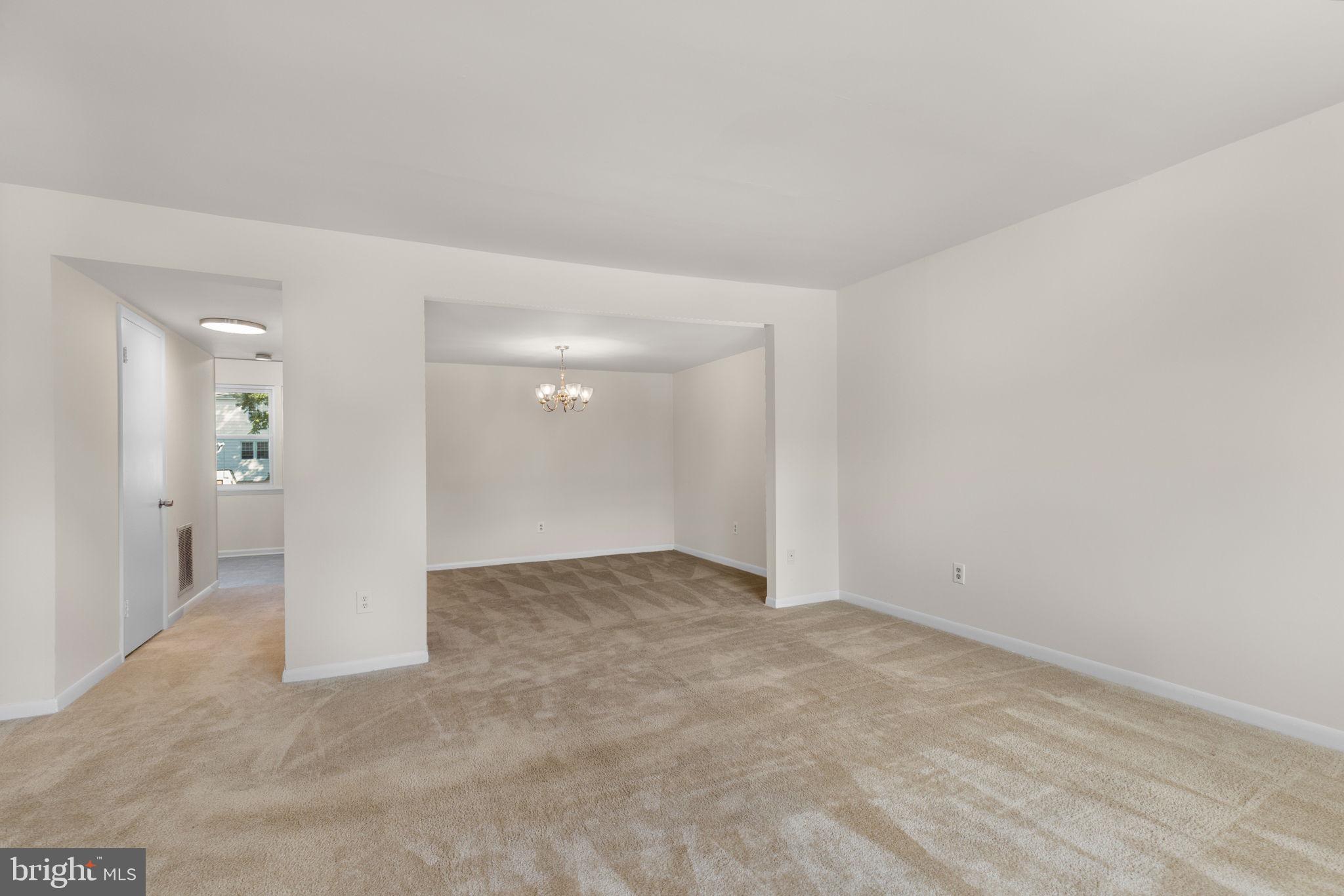 1102 JAMES MADISON CIRCLE