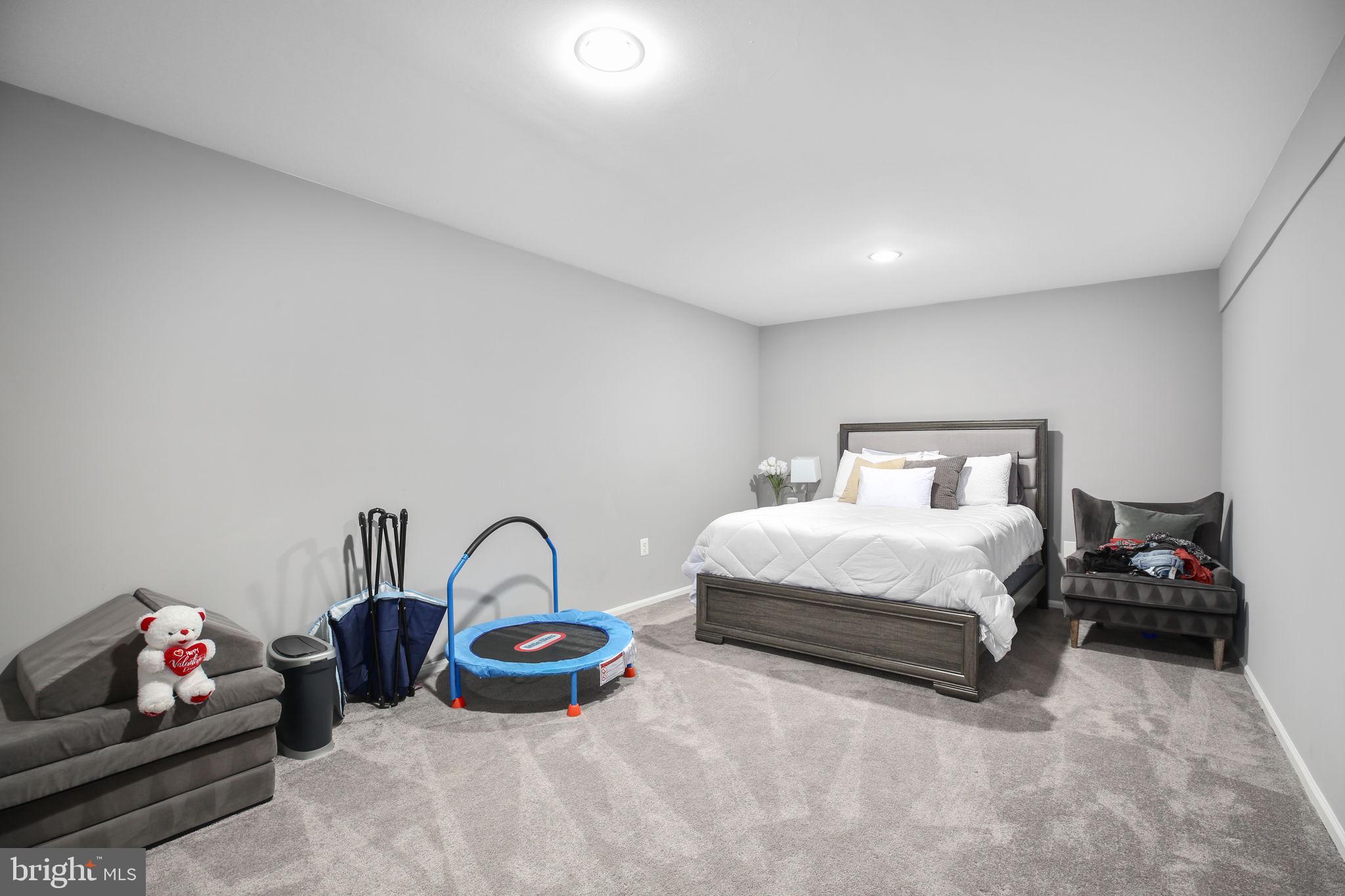 3 HAMSTEAD ROAD