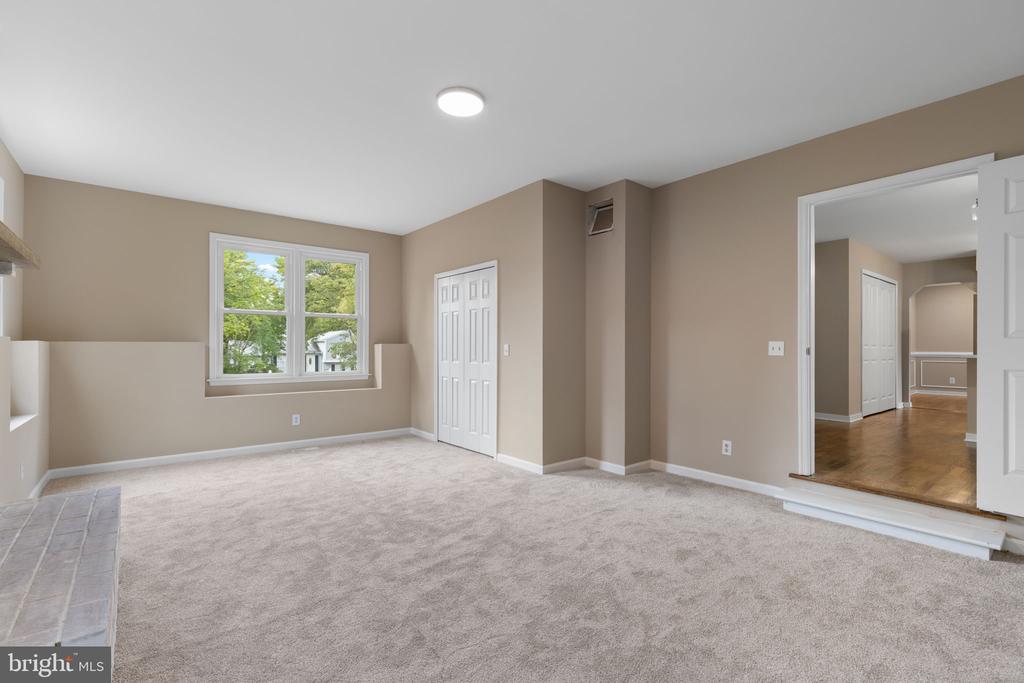 74 VISTA WOODS ROAD