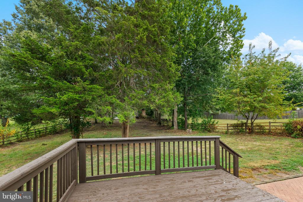 74 VISTA WOODS ROAD