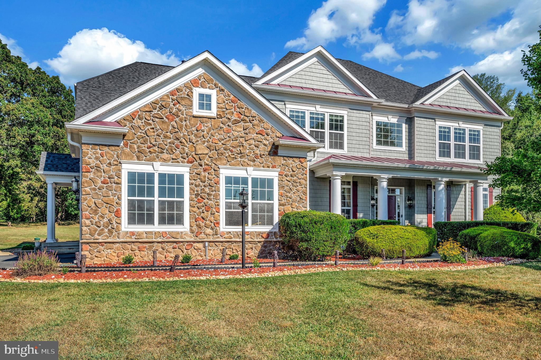 60 SNAPDRAGON DRIVE