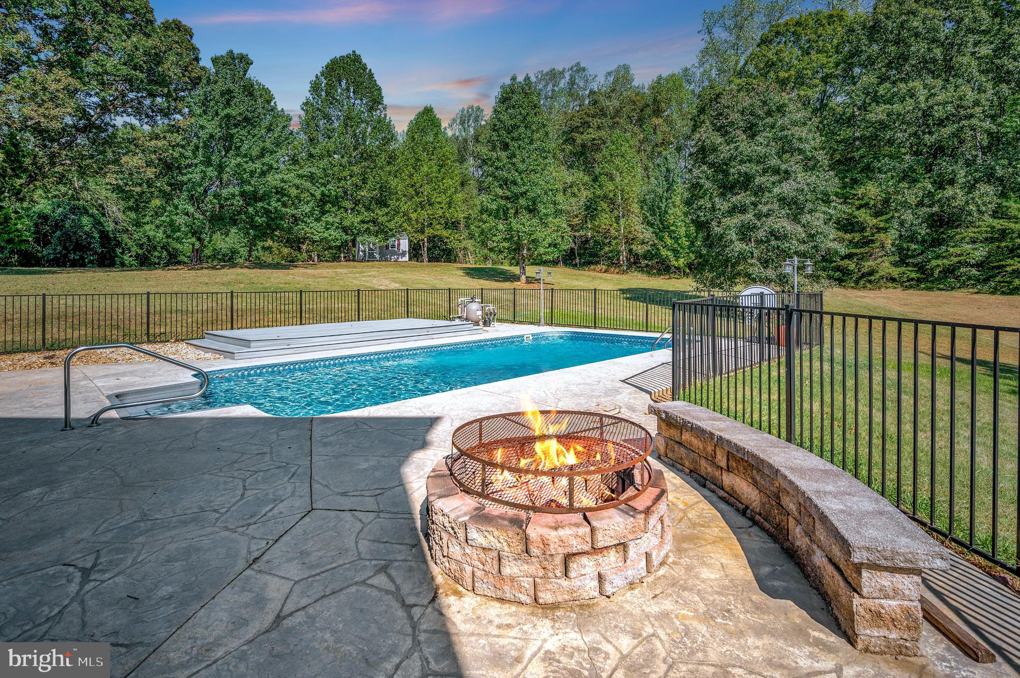 60 SNAPDRAGON DRIVE