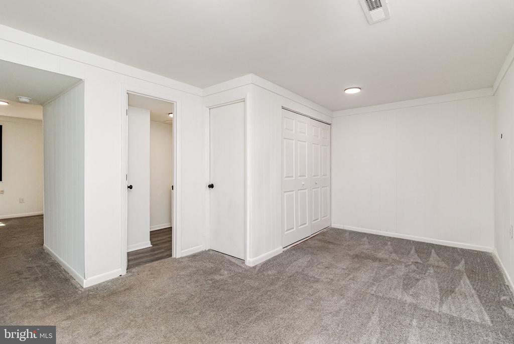 225 OVERLOOK COURT