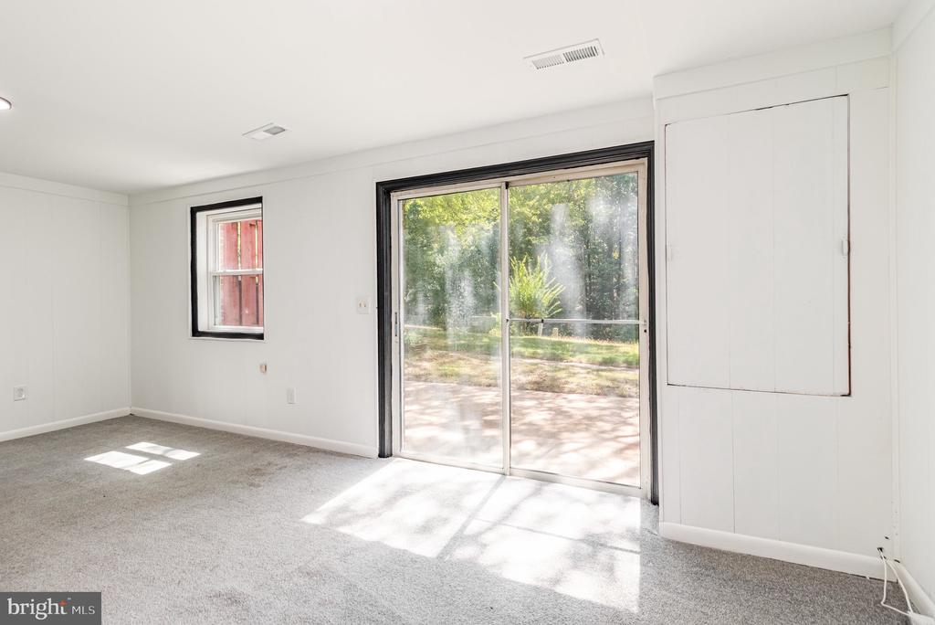 225 OVERLOOK COURT