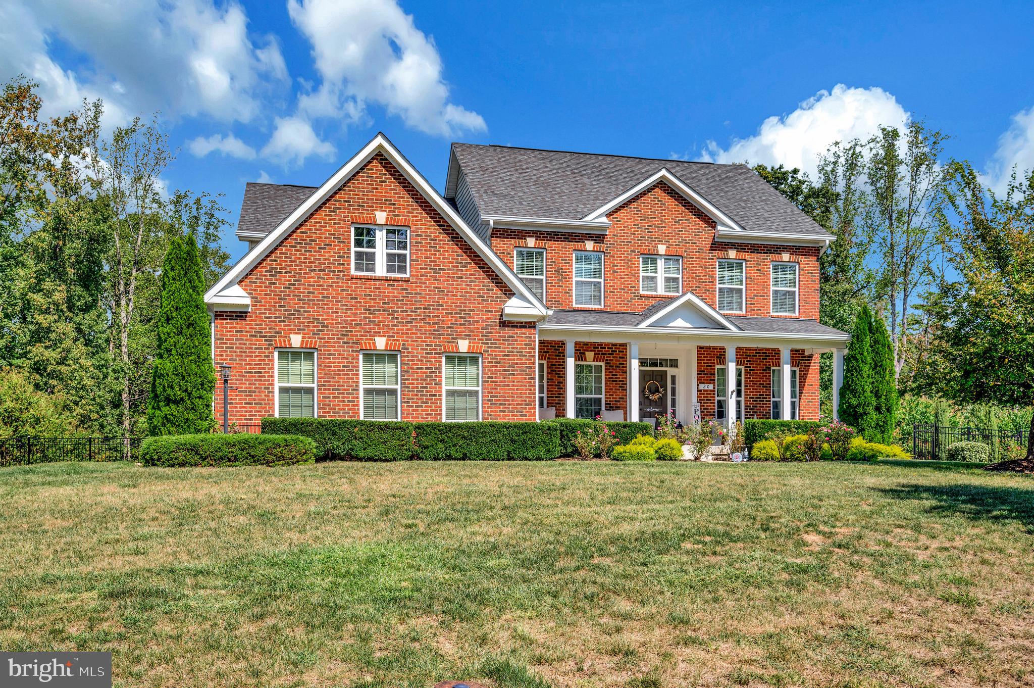 20 GENEVIEVE COURT