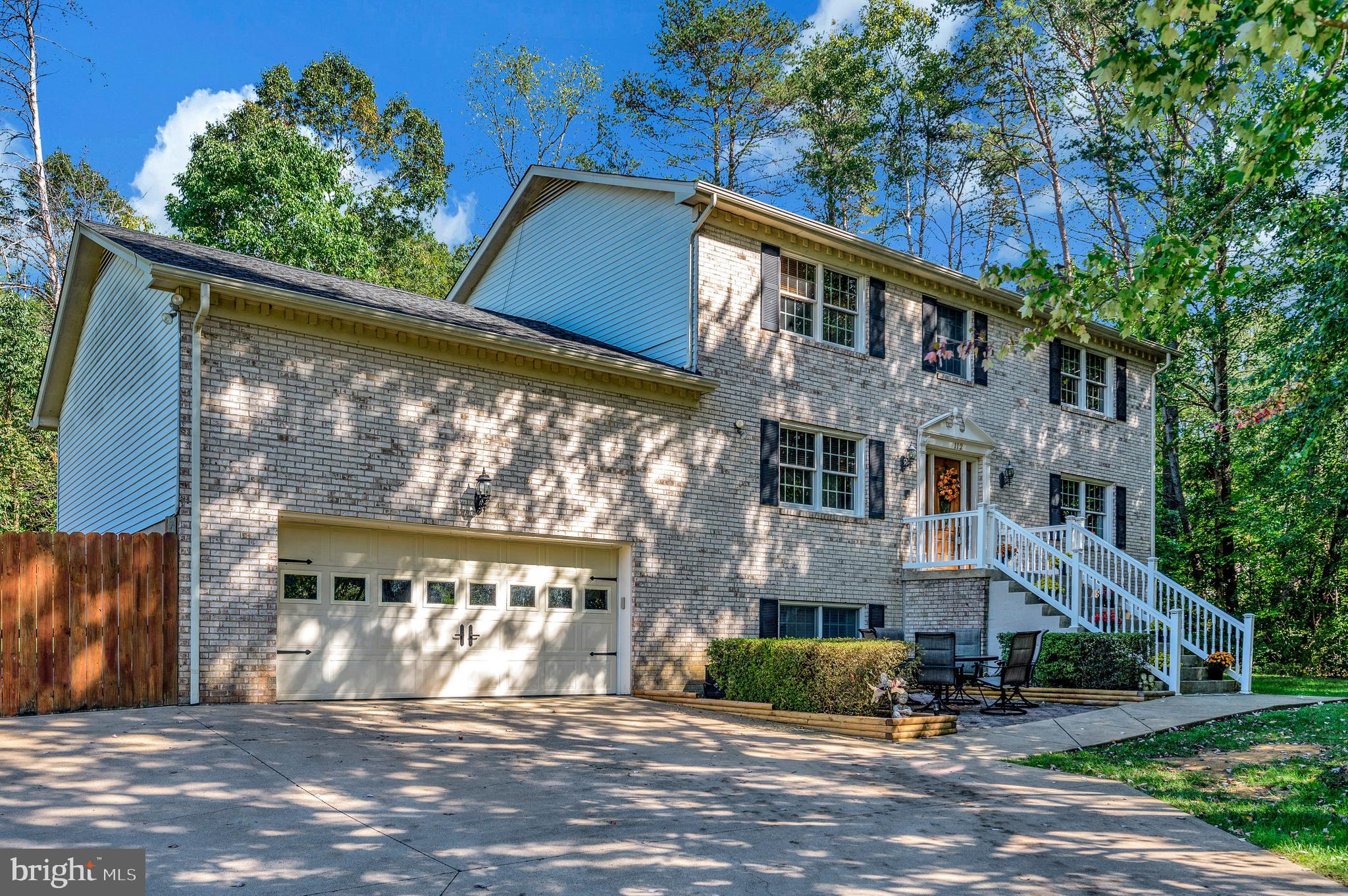 112 LEISURE STREET