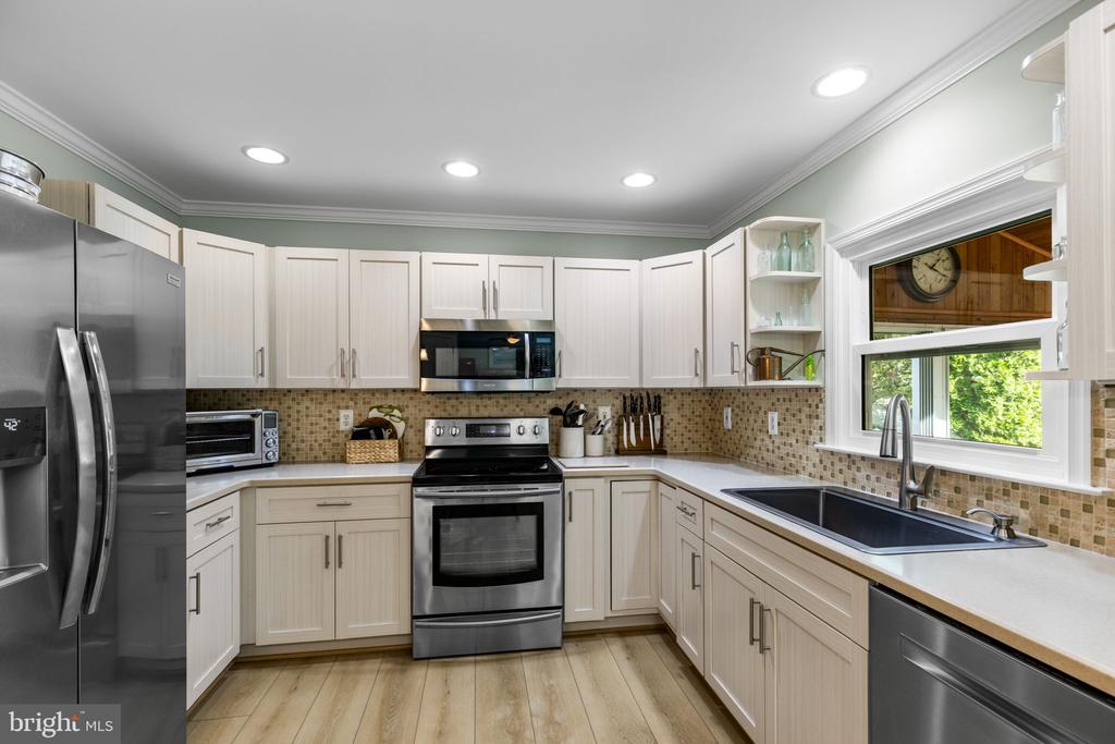 23 FIREBERRY BOULEVARD