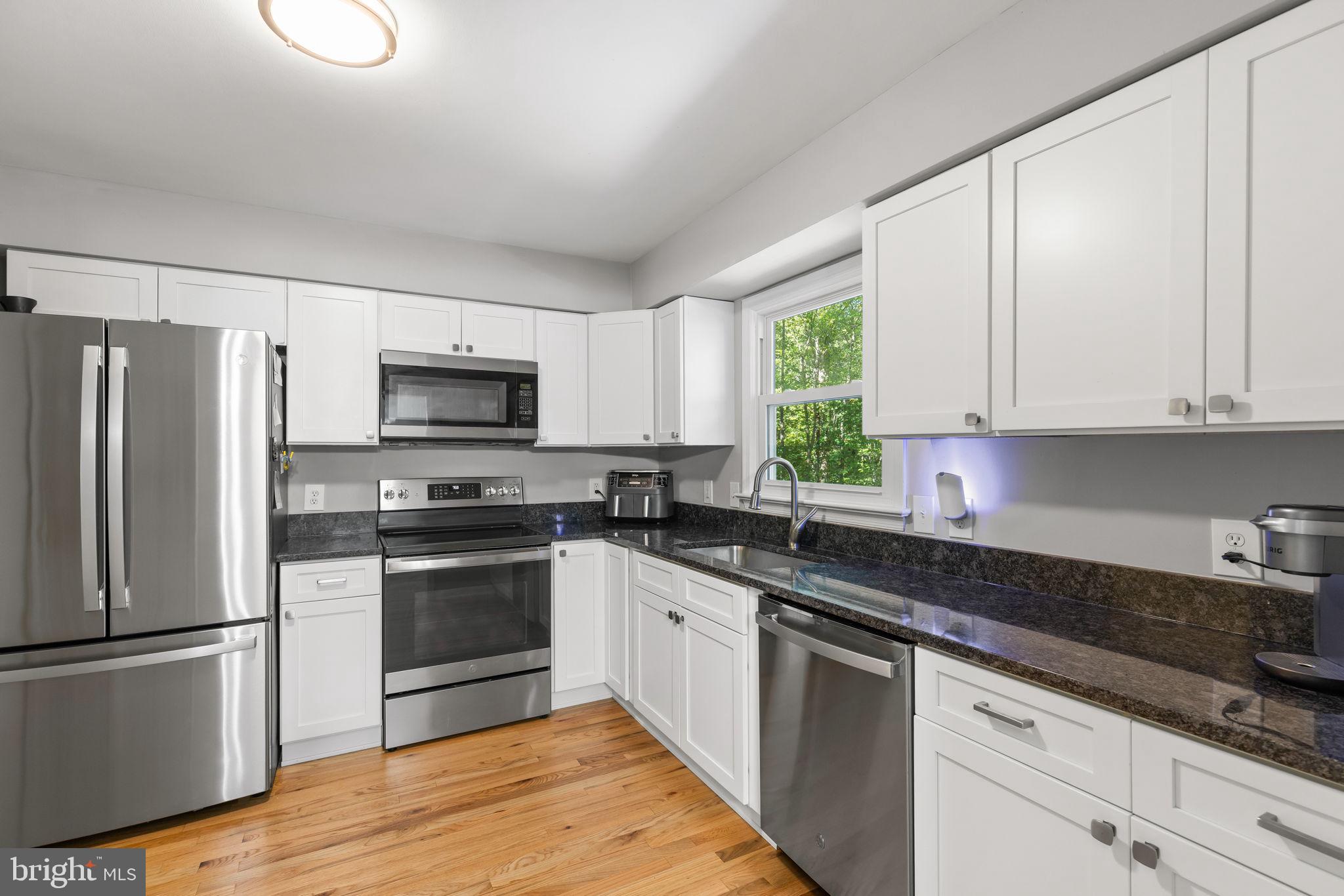 1703 SHERWOOD