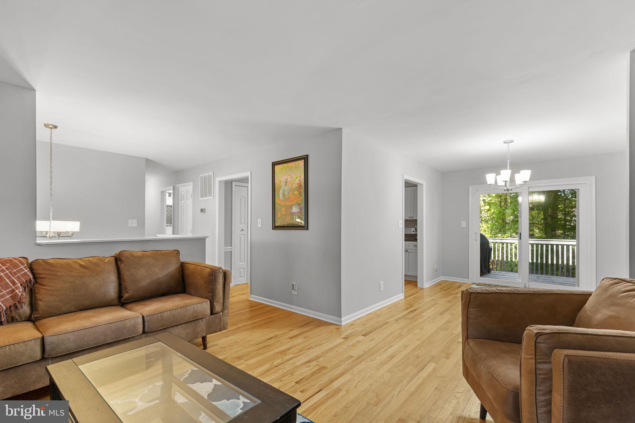 1703 SHERWOOD