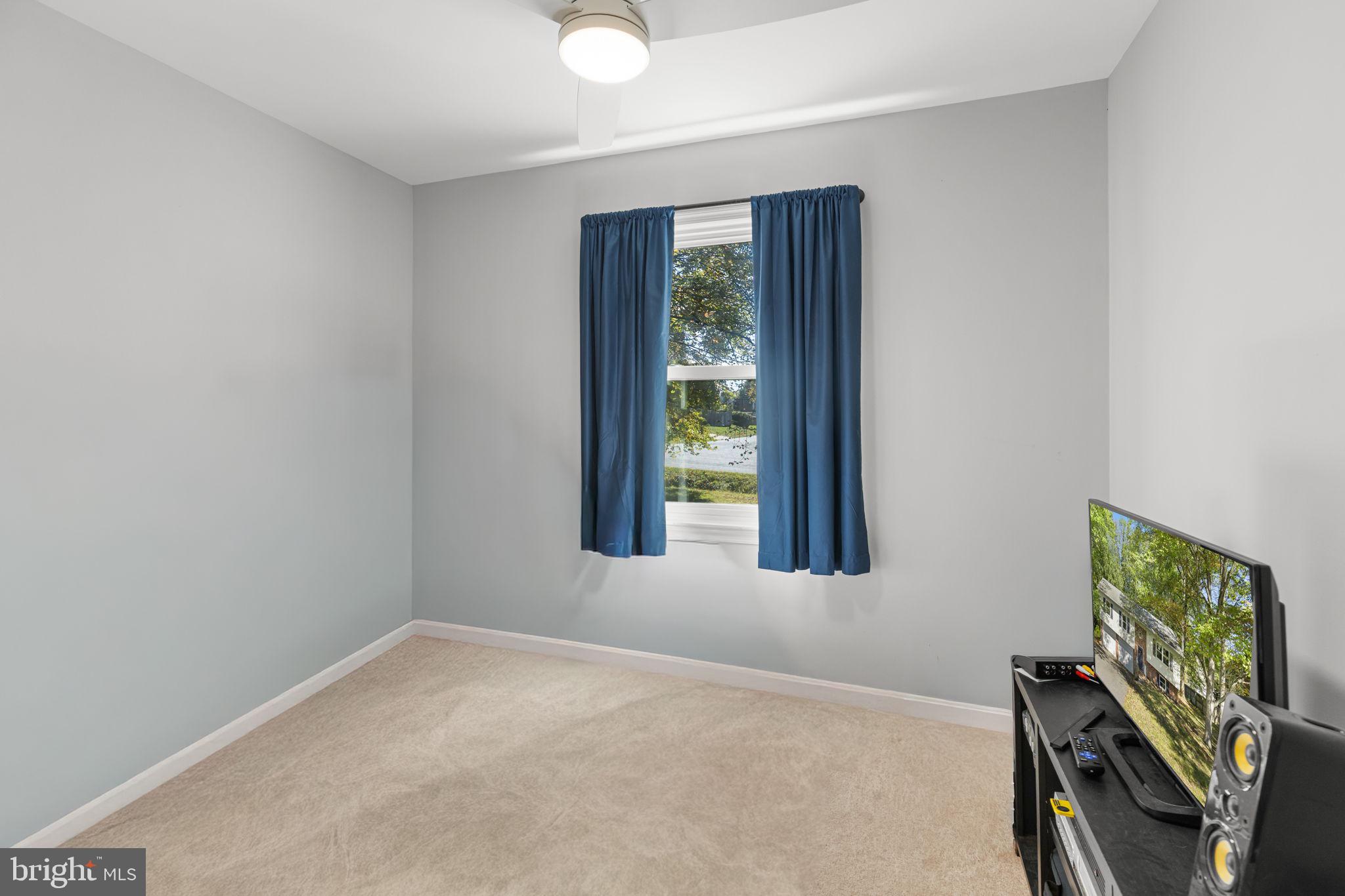 1703 SHERWOOD