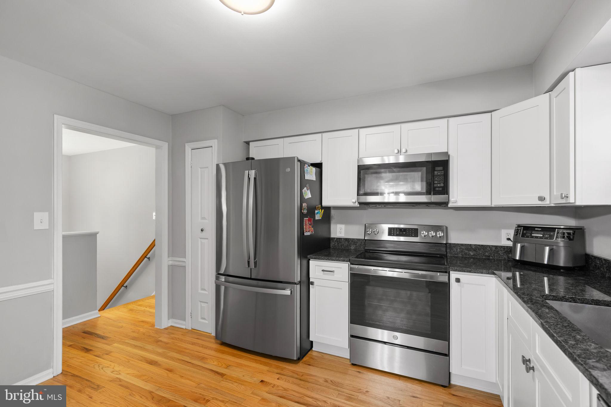 1703 SHERWOOD