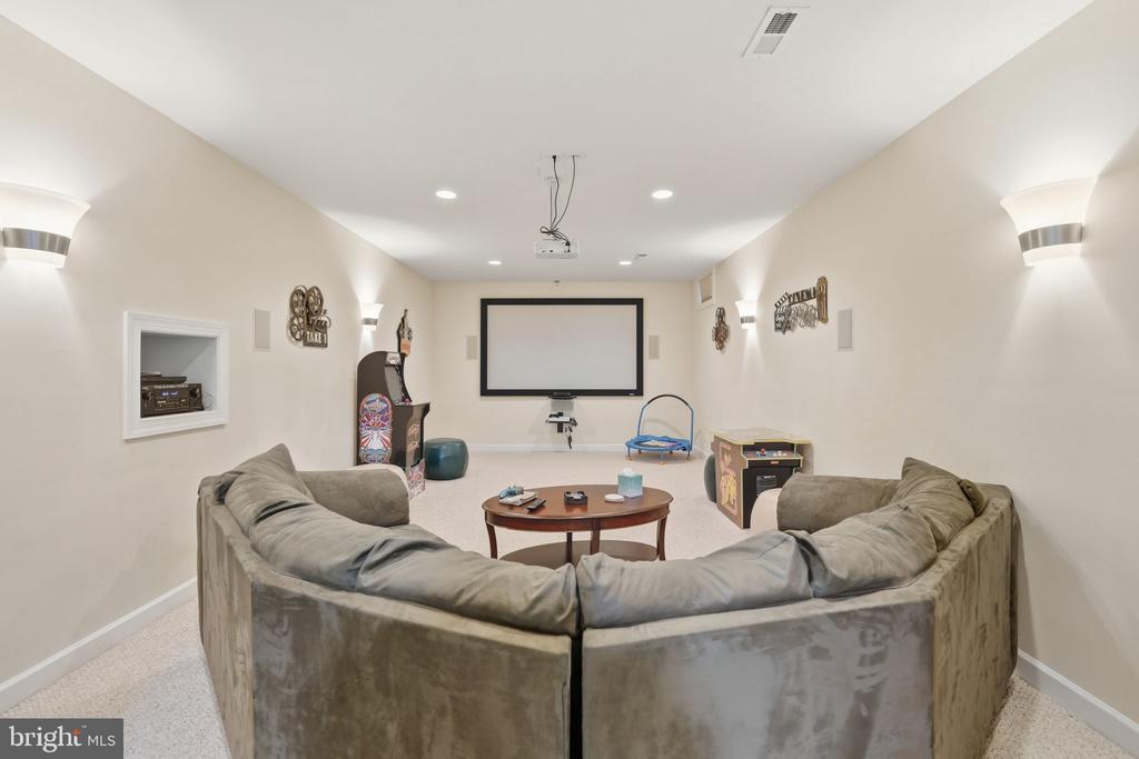 59 ASHBURN LANE