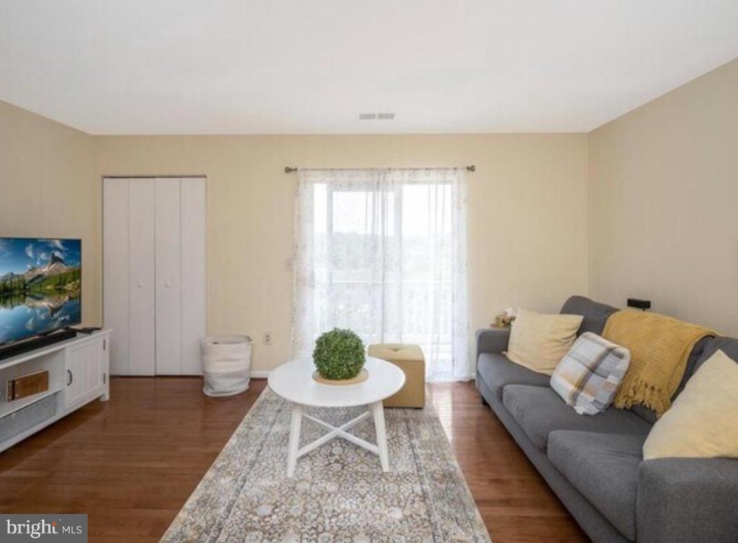 43 WHITE PINE CIRCLE 303