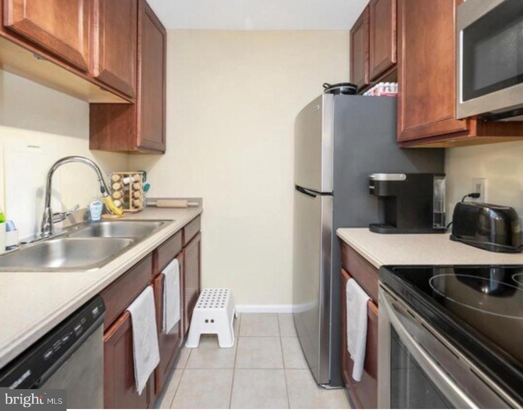 43 WHITE PINE CIRCLE 303