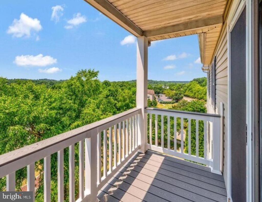 43 WHITE PINE CIRCLE 303