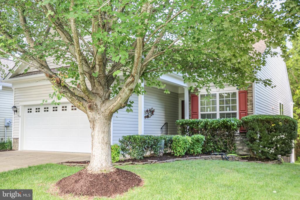 14 SUGARGROVE COURT