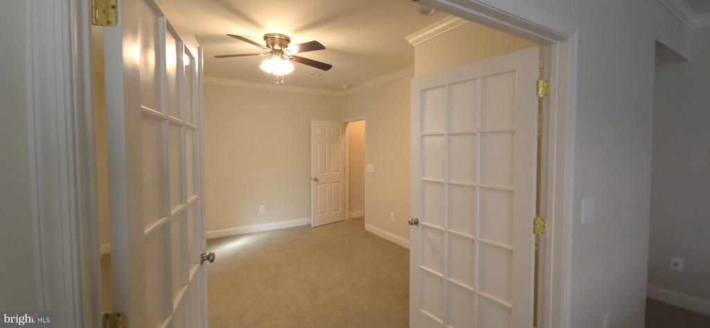 1117 AQUIA DRIVE