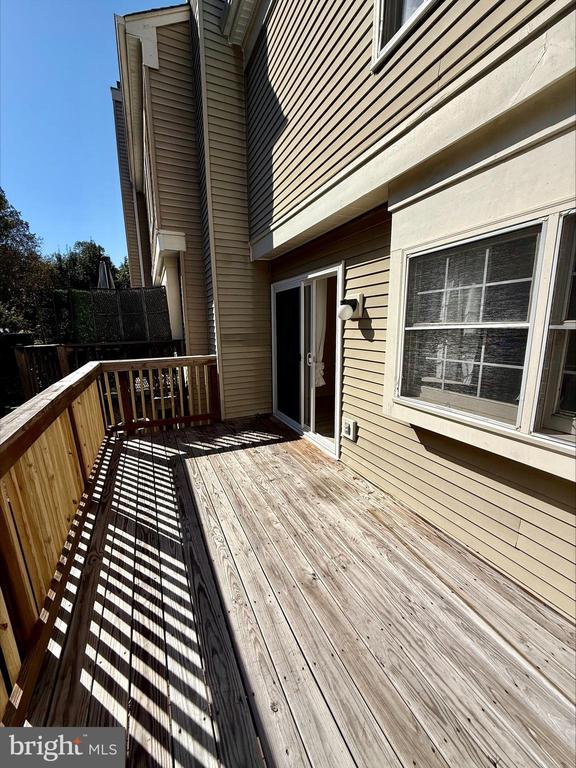 402 BATLEY COURT