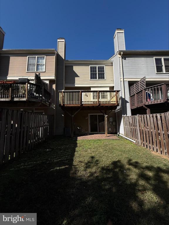 402 BATLEY COURT