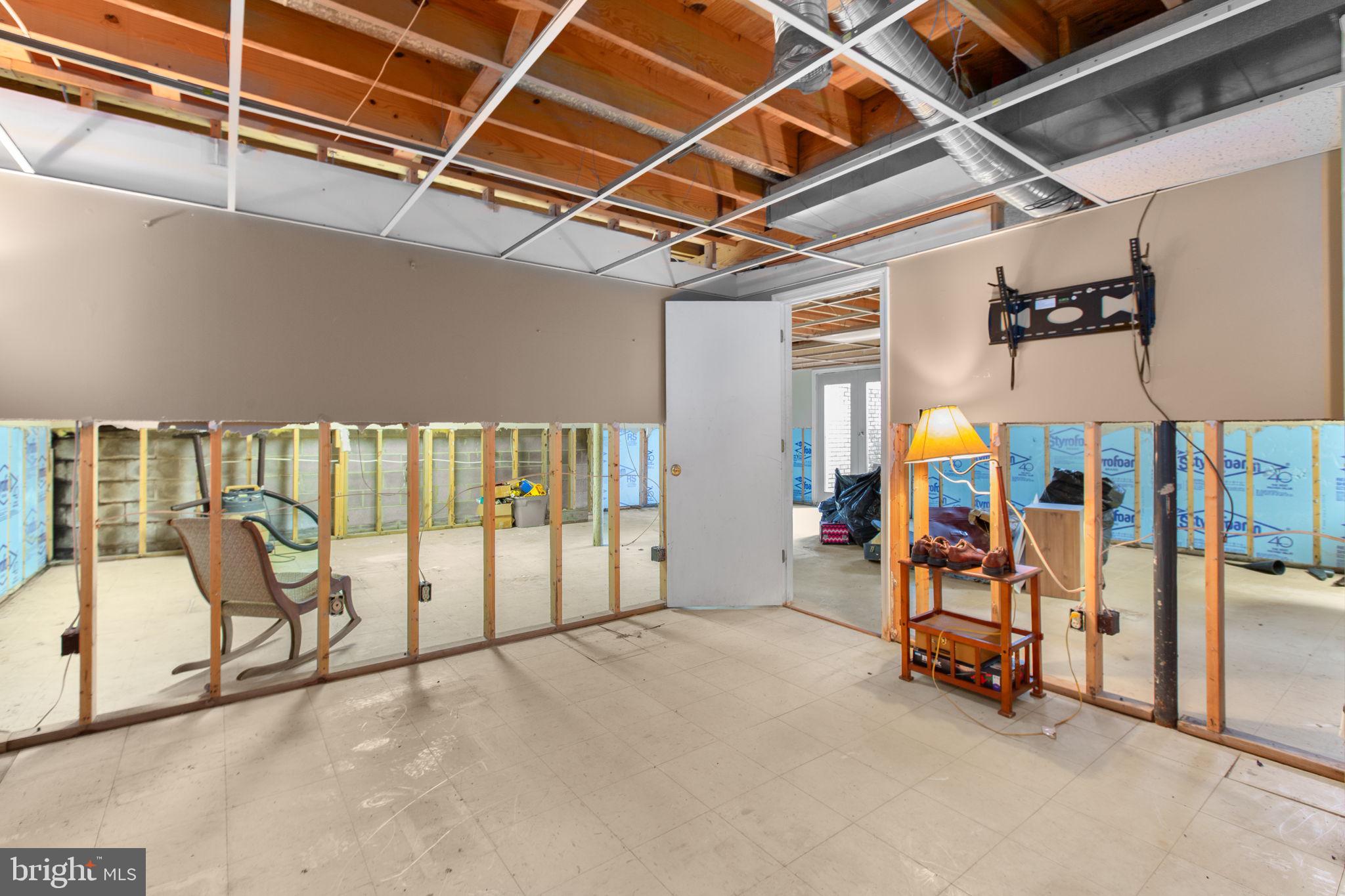 31 LITTLE CREEK LANE