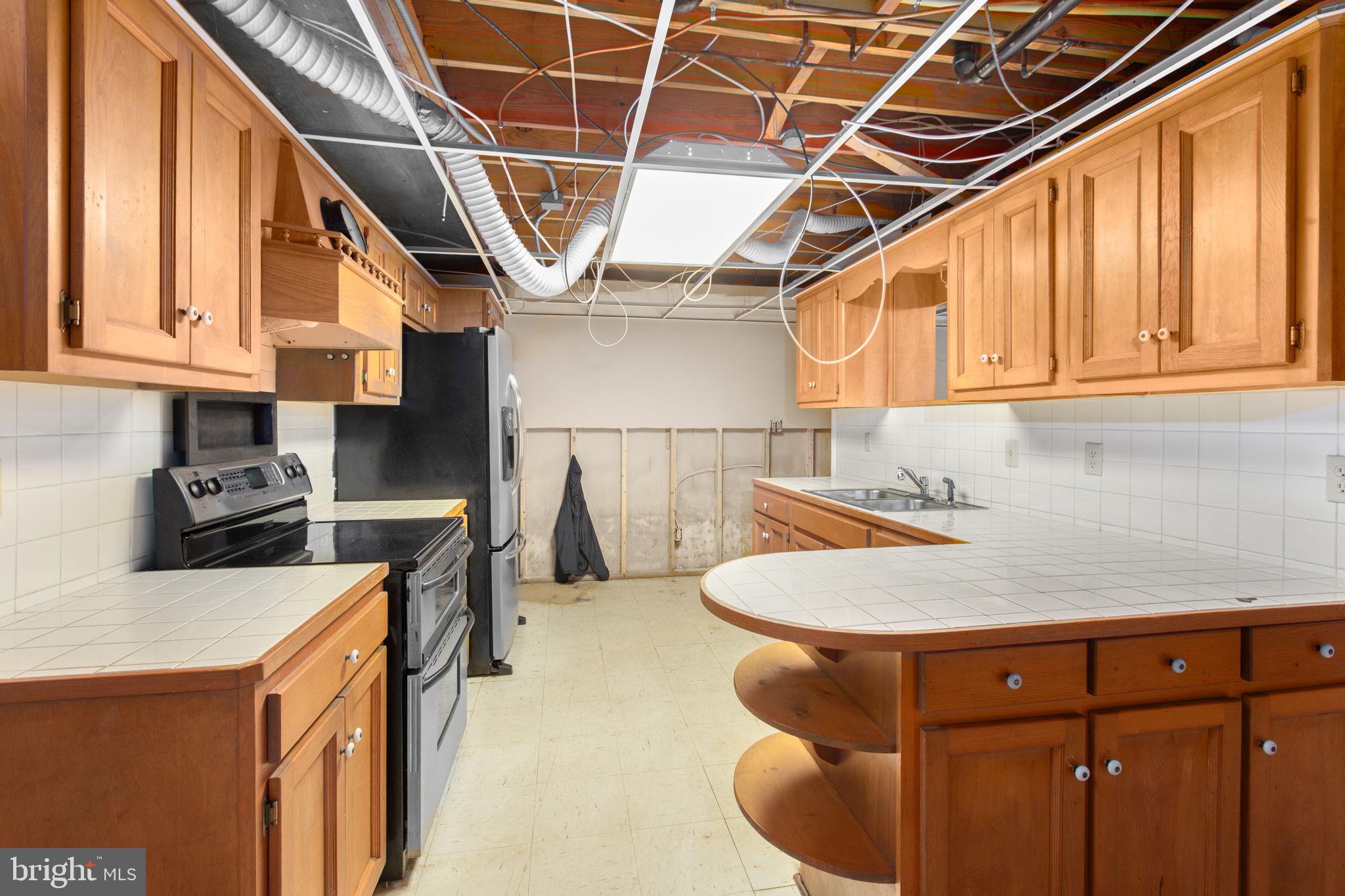 31 LITTLE CREEK LANE