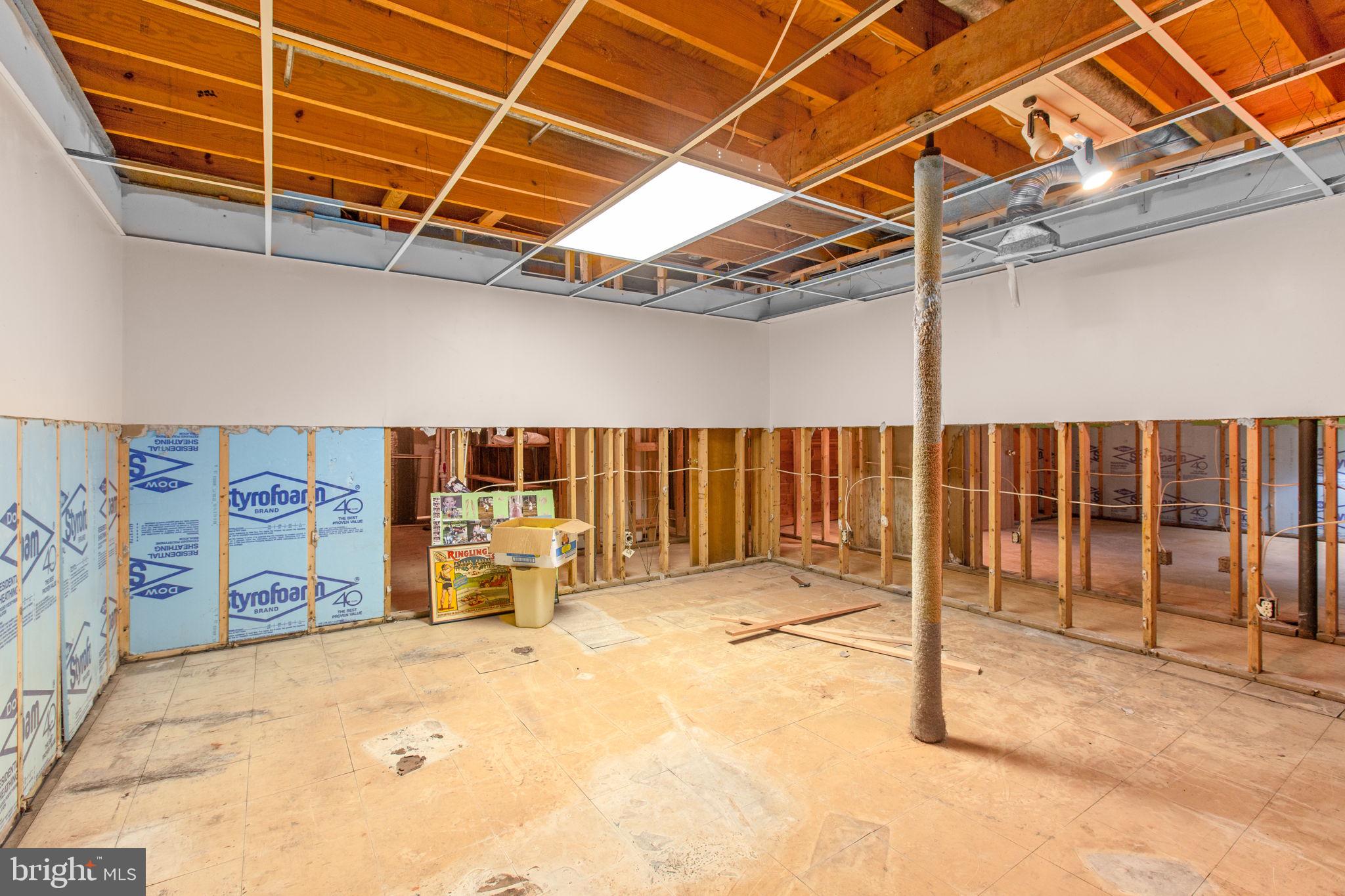 31 LITTLE CREEK LANE