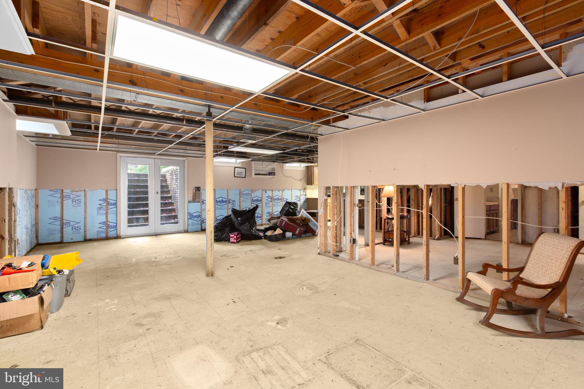 31 LITTLE CREEK LANE