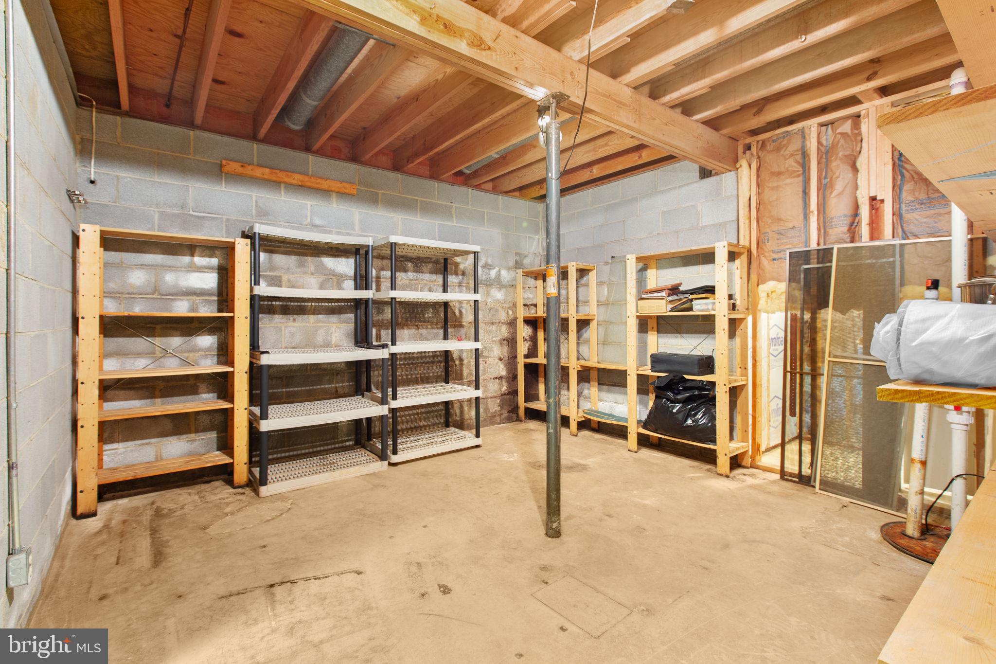 31 LITTLE CREEK LANE