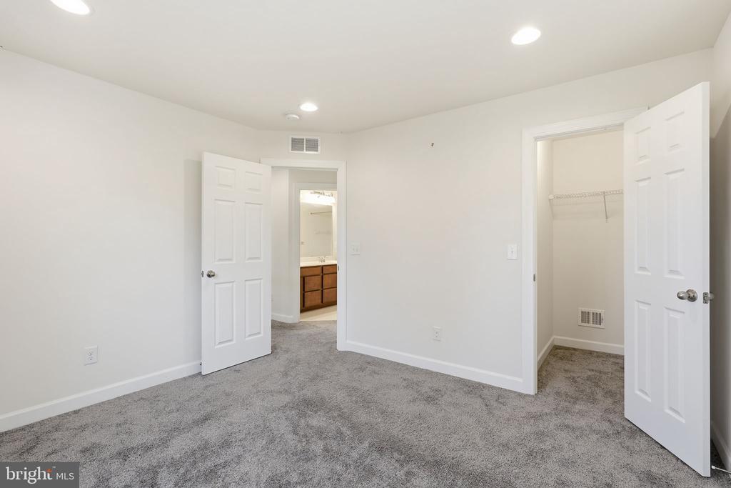 225 PERTH DRIVE