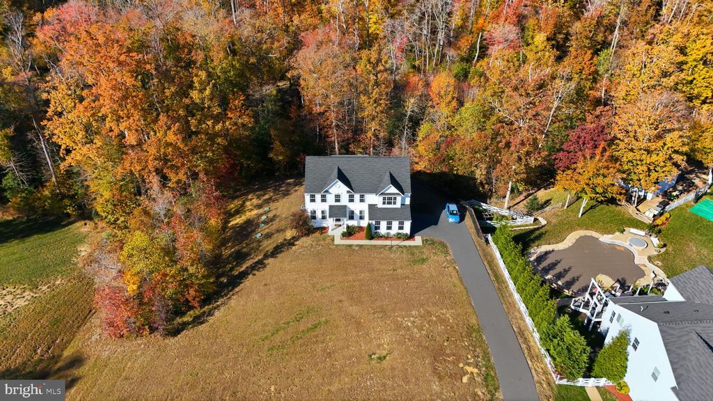 225 PERTH DRIVE