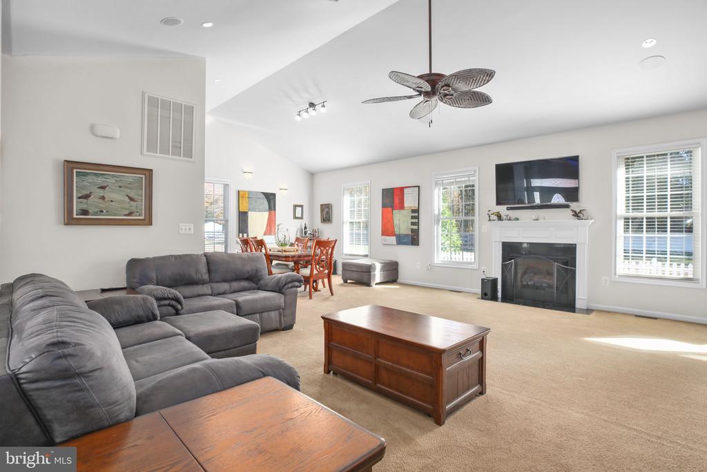 11 WOODROW DRIVE