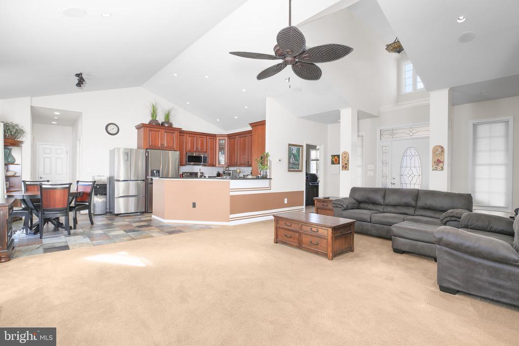 11 WOODROW DRIVE
