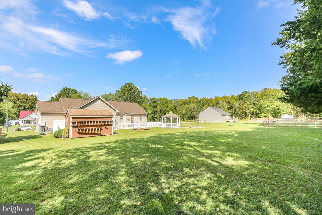 11 WOODROW DRIVE