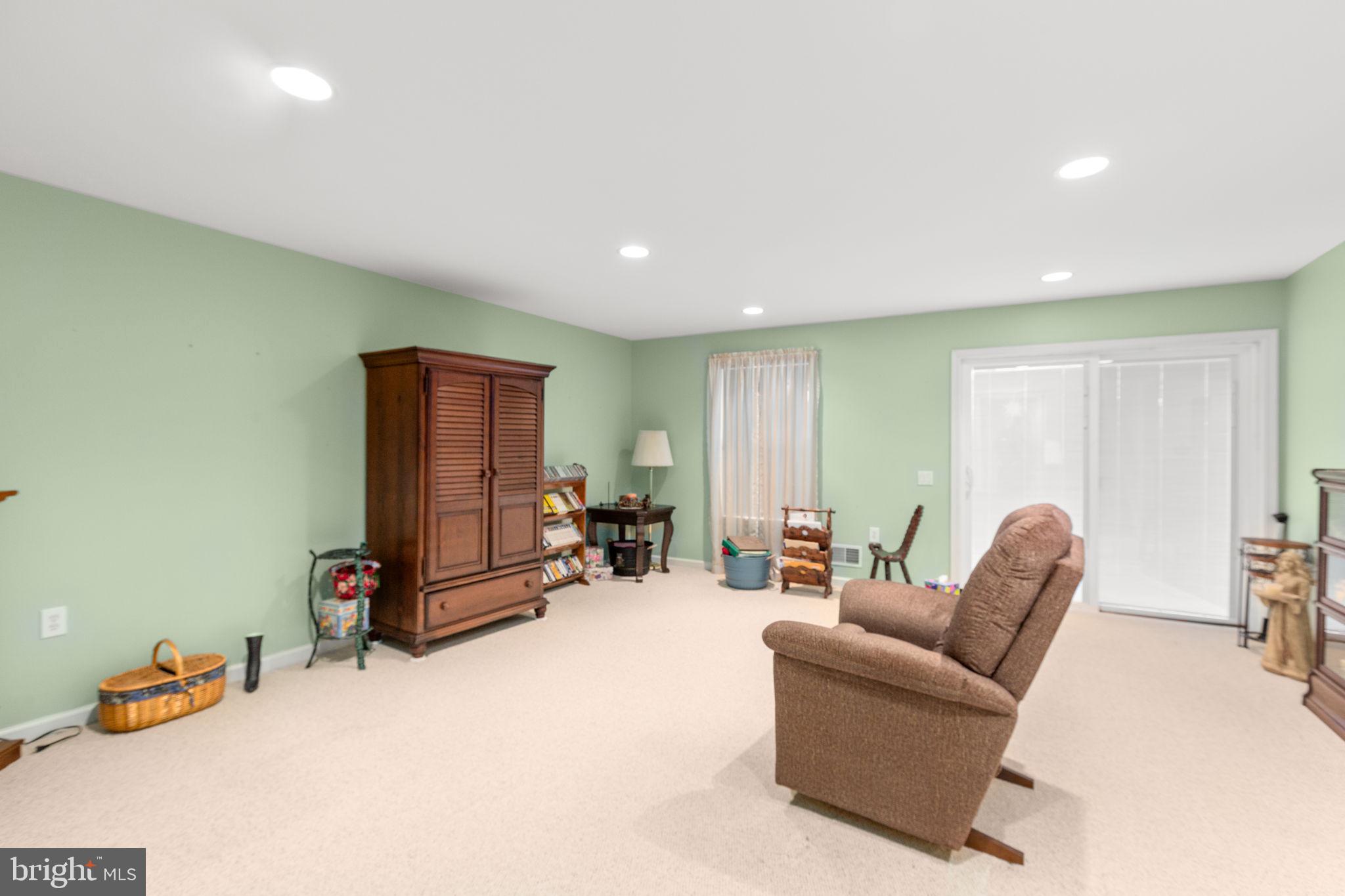 164 BRIDGEWATER CIRCLE