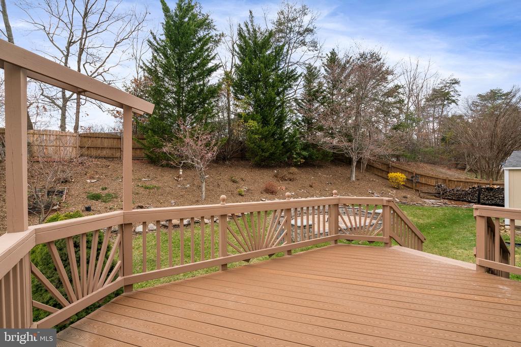 38 BLOSSOM WOOD COURT