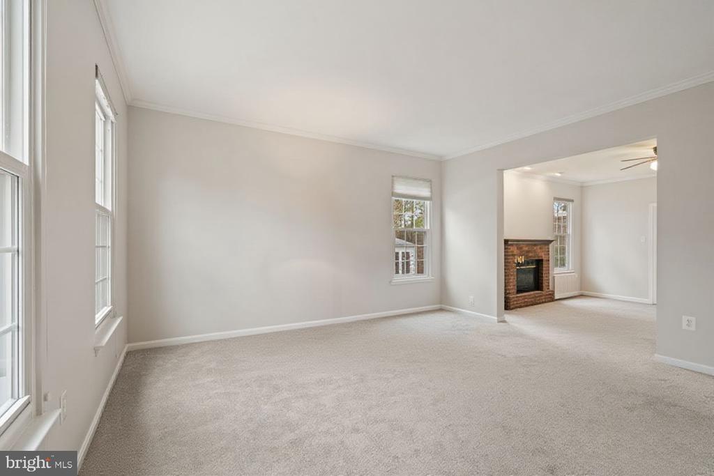 38 BLOSSOM WOOD COURT