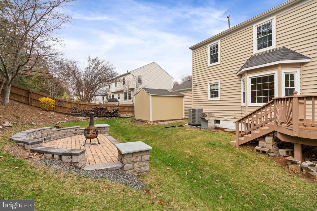 38 BLOSSOM WOOD COURT