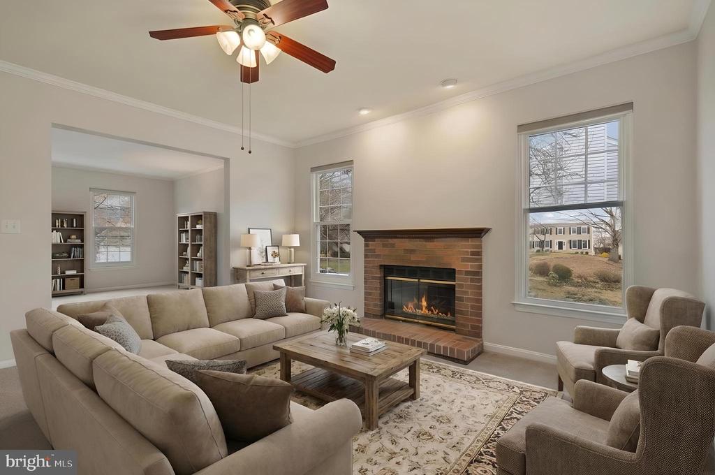 38 BLOSSOM WOOD COURT