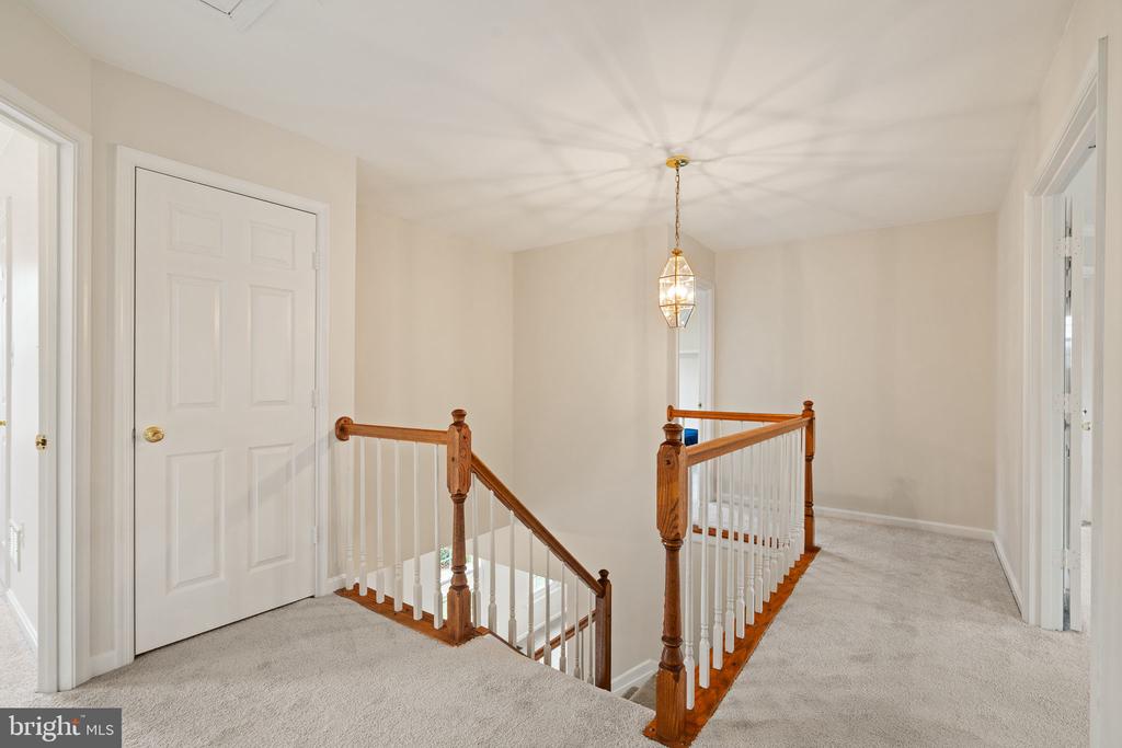 38 BLOSSOM WOOD COURT