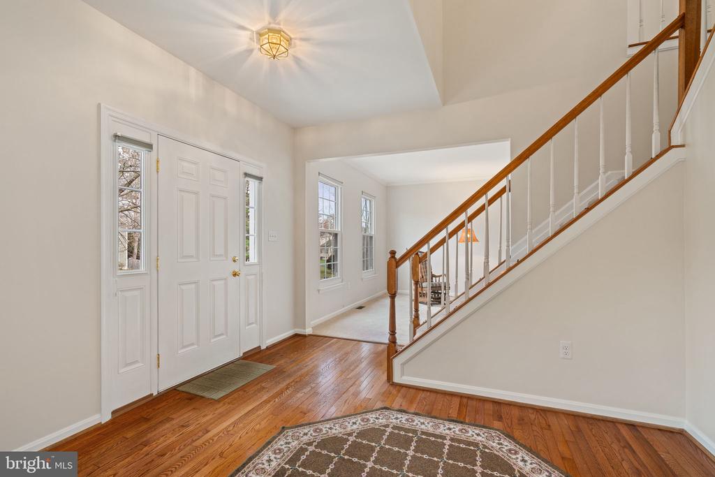 38 BLOSSOM WOOD COURT