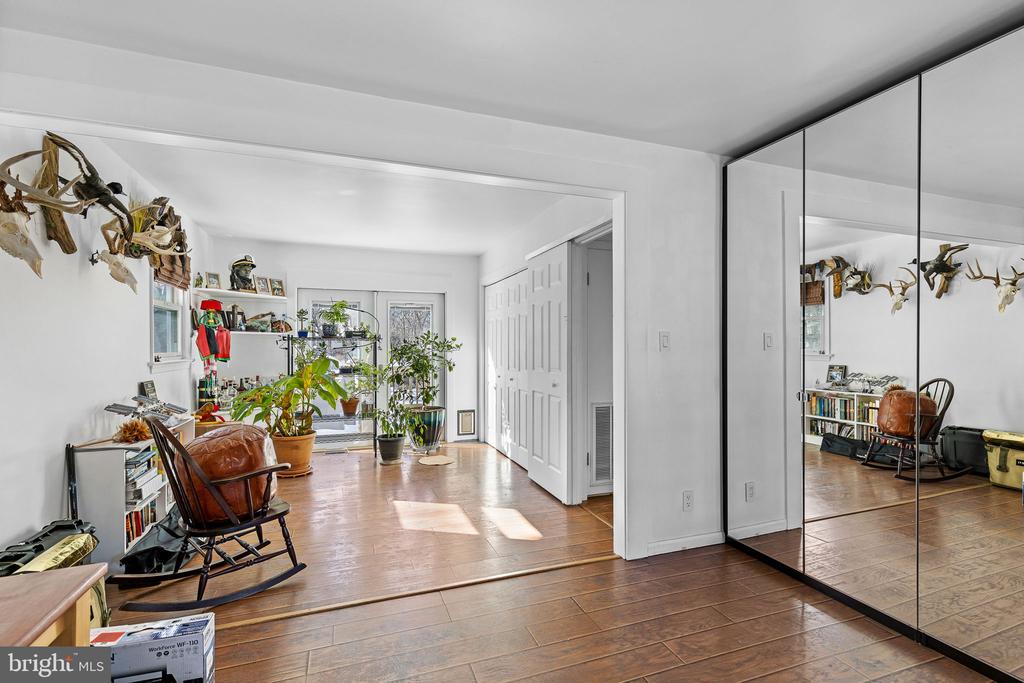 9 LAKE VIEW TERRACE