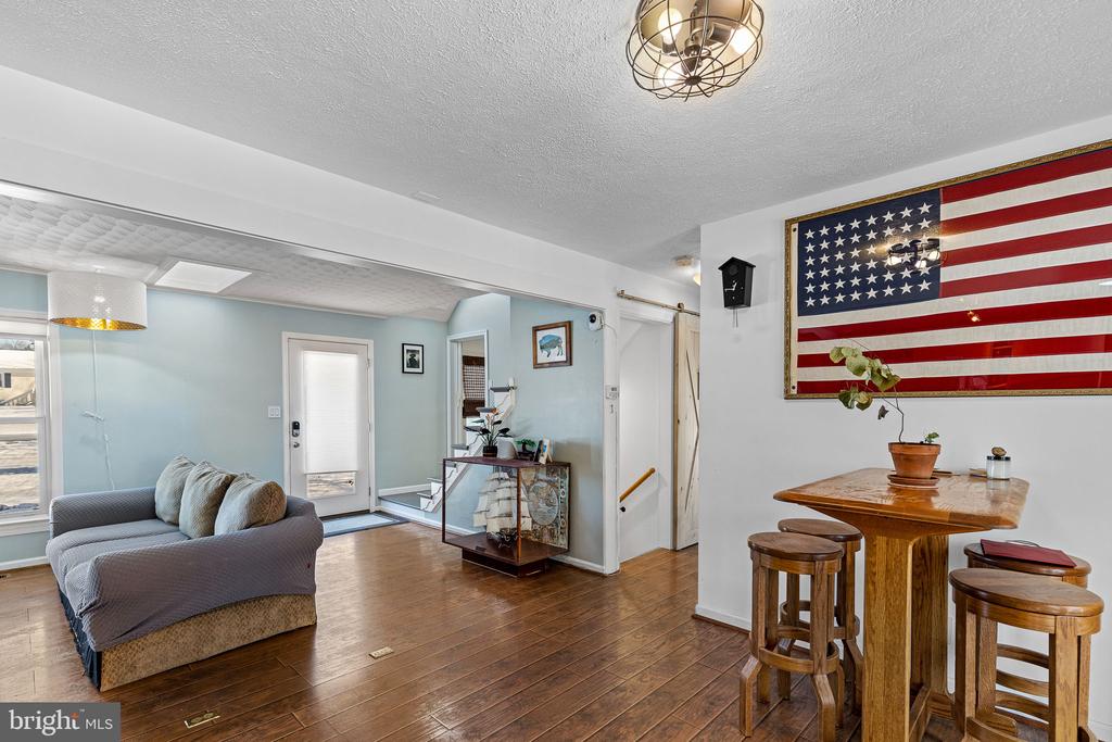 9 LAKE VIEW TERRACE