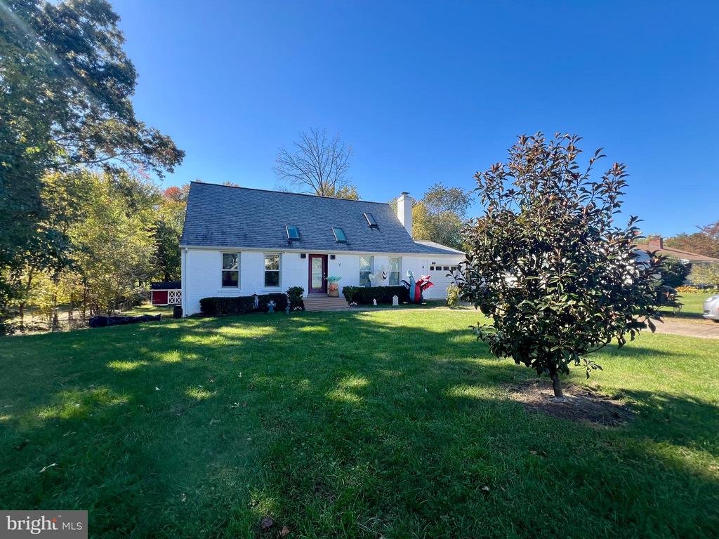 9 LAKE VIEW TERRACE