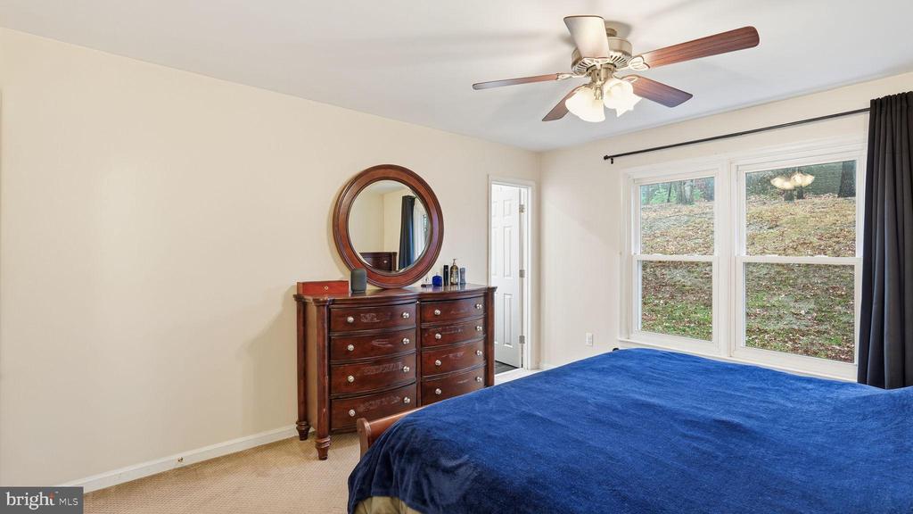 236 WHITSONS RUN
