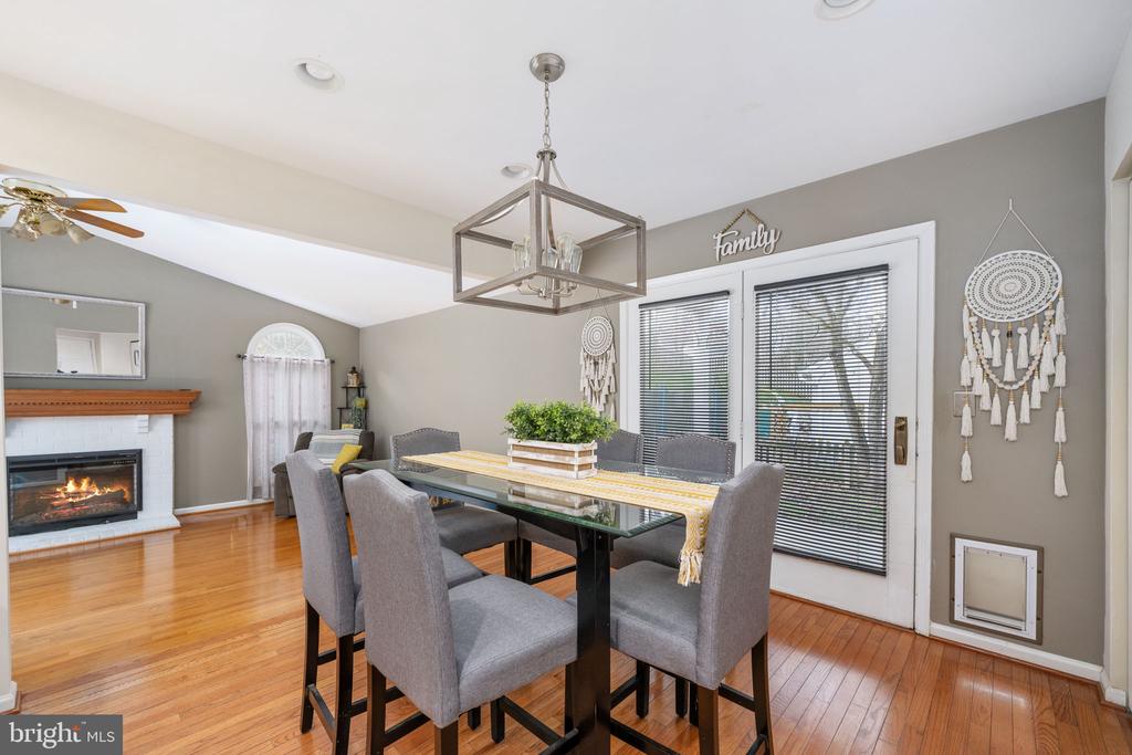 59 SETTLERS WAY