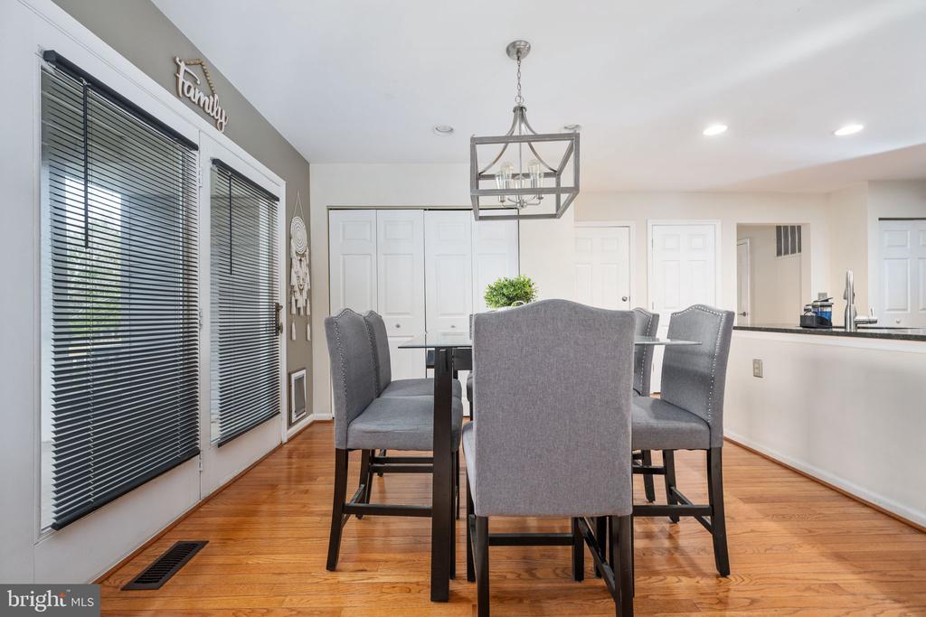 59 SETTLERS WAY