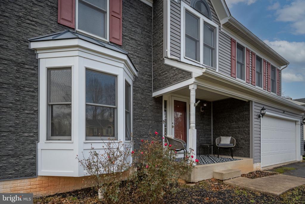 59 SETTLERS WAY