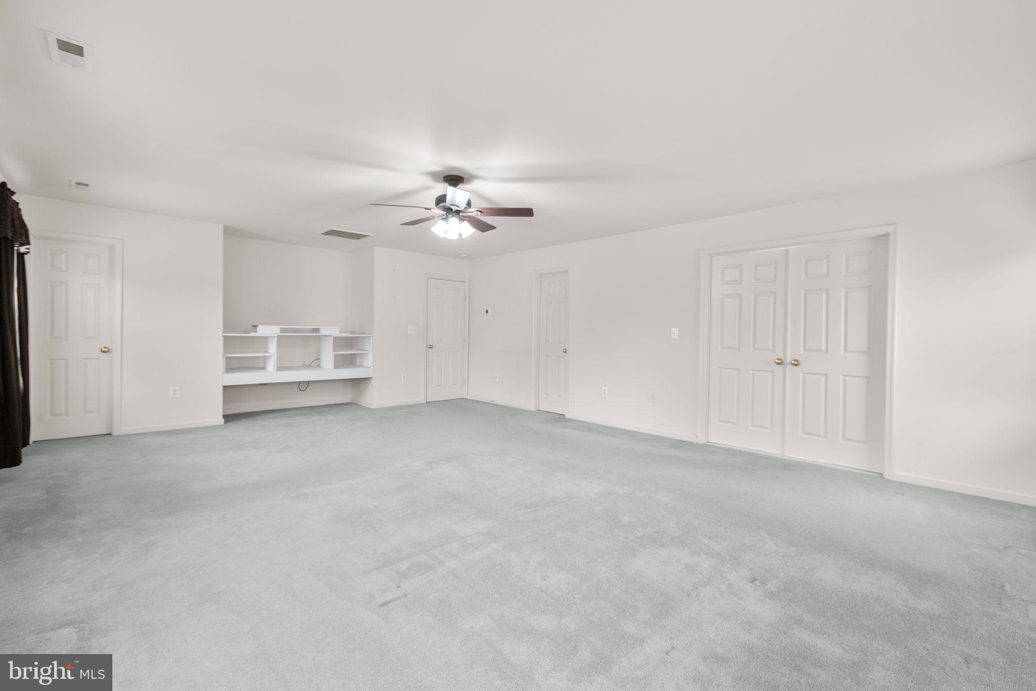 12 BELLS RIDGE DRIVE